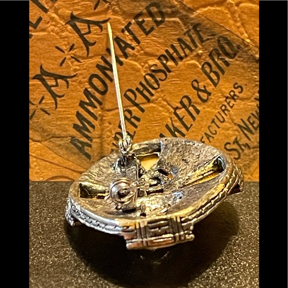 Celtic / Scottish Style Stone Brooch 🌺 Tau Miracle brooch - Picture 14 of 16